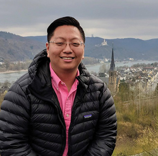 Andrew Dong Lee
