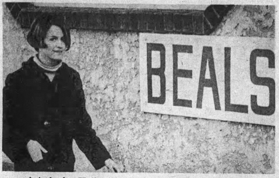 A student walks into Beal's.