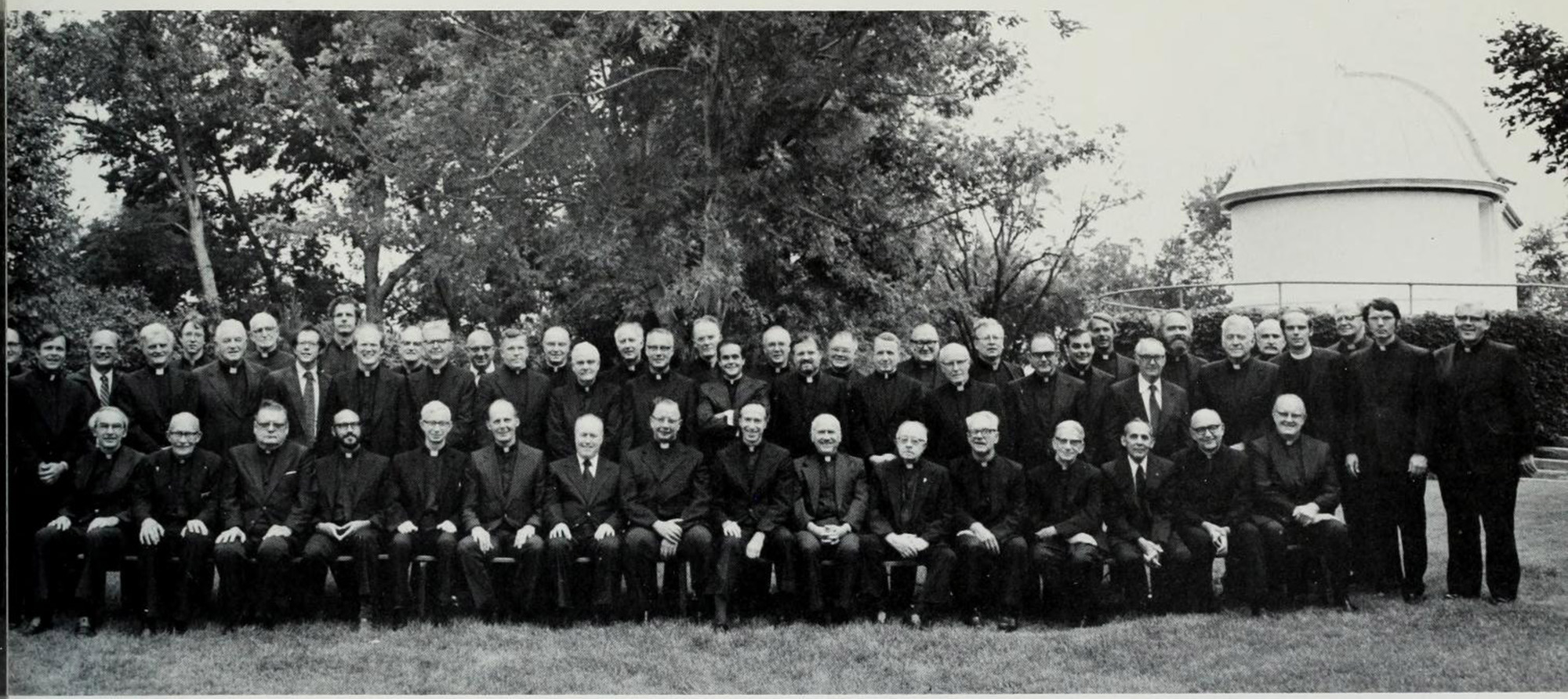 Image in 1980 of all Creighton Jesuits.