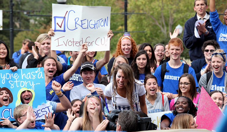 image from the 2012 Today Show shoot on Creighton campus with crowd