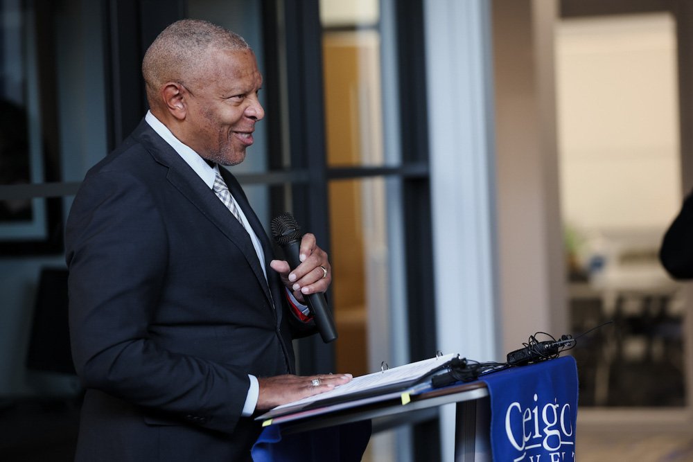 Mayor Ewing speaks at the Child Safety Center opening