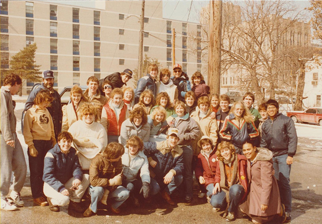 Students before heading to Appalachia for the 1984 service trips.