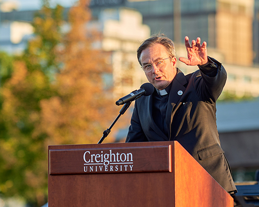 Creighton President Hendrickson speaks at the Presidential Reception