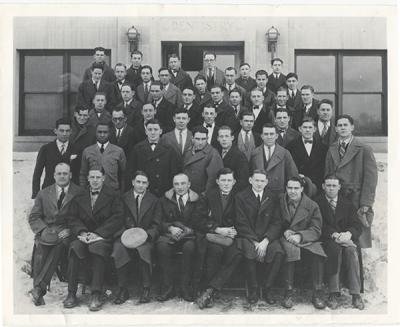 Creighton dental class photo - Hirsch