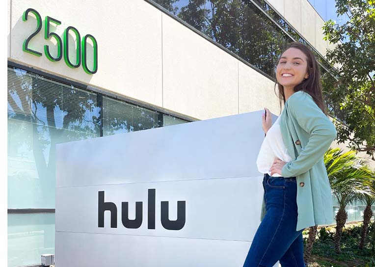 Nicole Simonsen, MBA'20 in front of Hulu headquarters in LA.