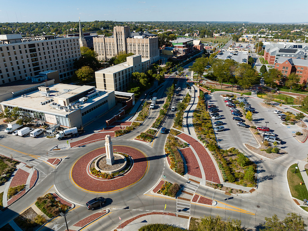 Image of the boulevard on 24th st.