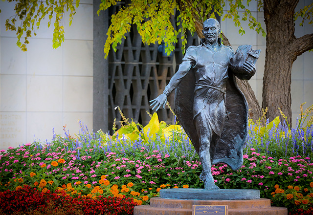 Statue of St. Ignatius of Loyola on Creighton's campus