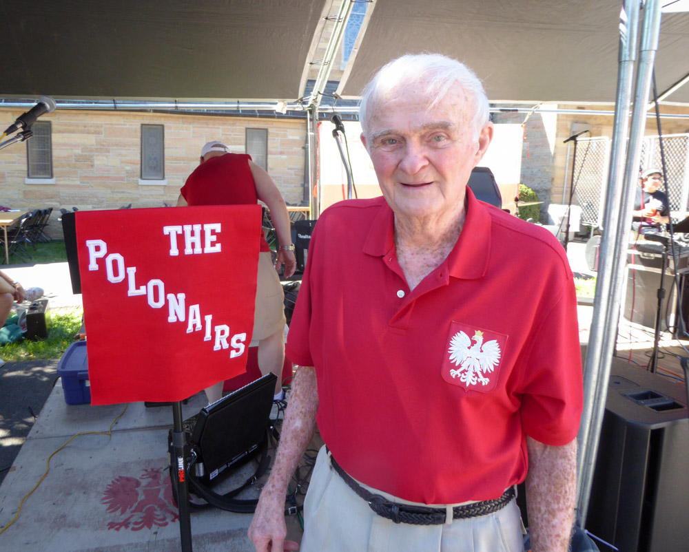 Bill Scott with the Polonairs