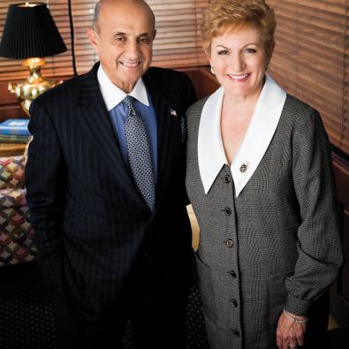 Gail and Michael Yanney, Friend of the University Awardees