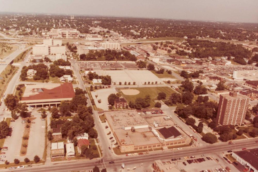 An aerial photo of Creighton's campus in 1983