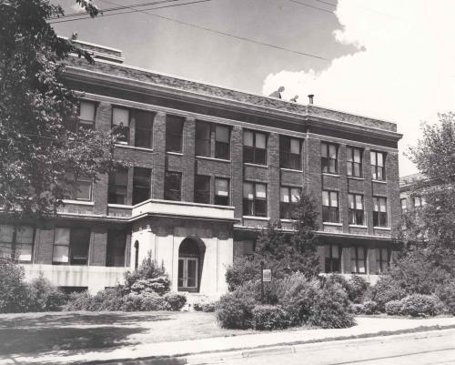 An old photo of Creighton's dental school