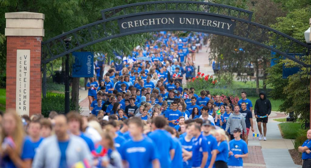 Creighton freshmen walk down the mall