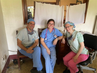 Dr. Dena Ferguson, Global Surgery Fellow with other medical staff