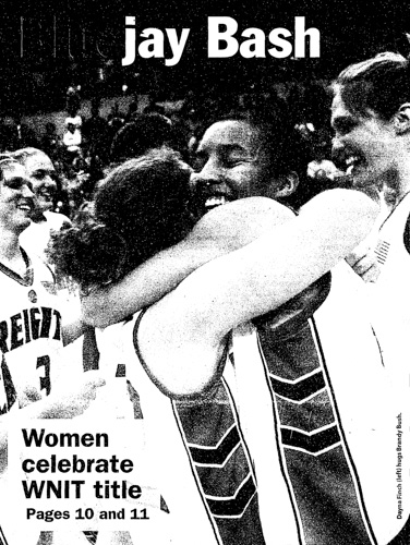 Women winning WNIT title in 2004.